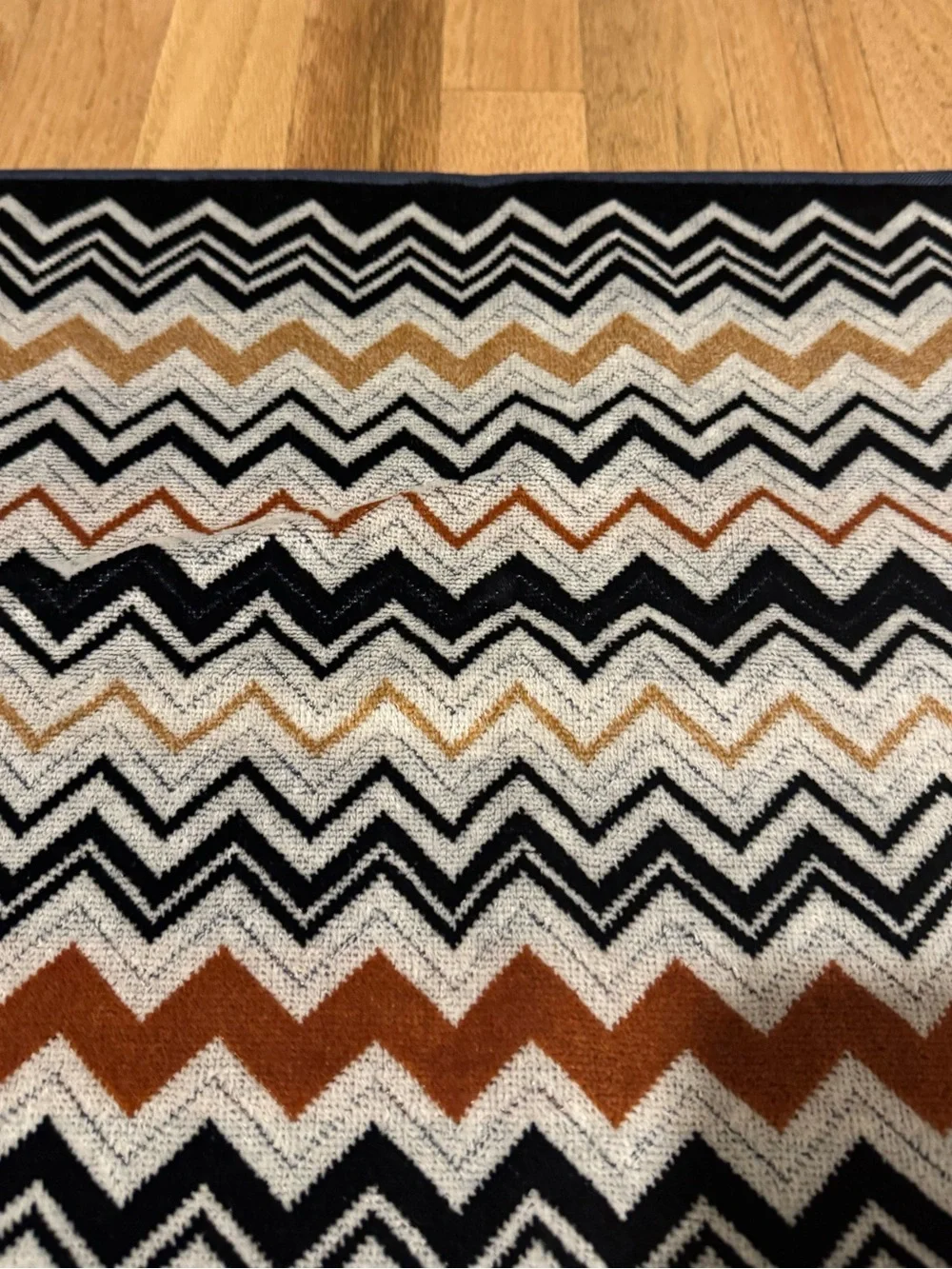 Missoni Home Bernard 160 Black Multicolor Zig Zag Hand Towel Set of 2